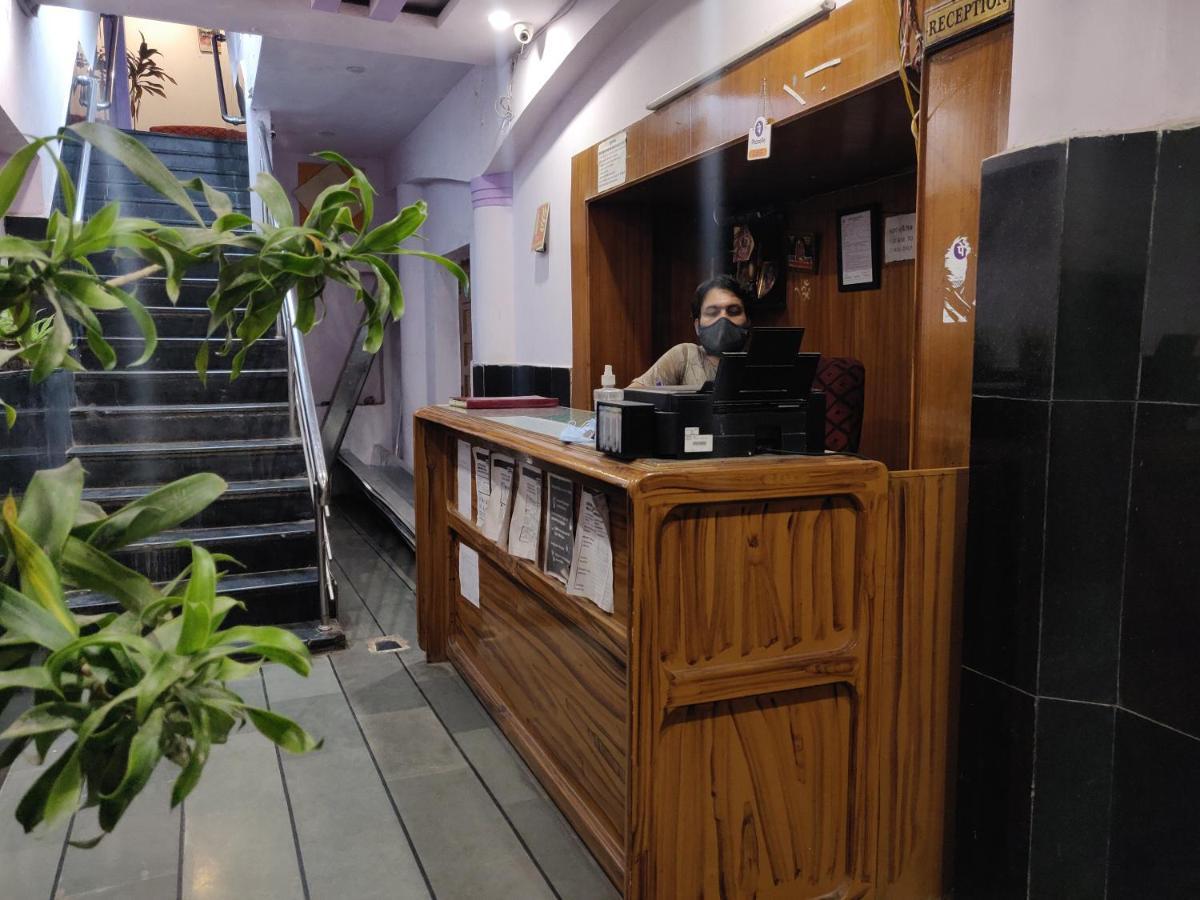 Hotel Vip Udaipur Esterno foto
