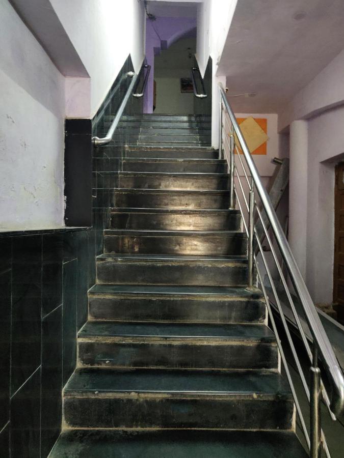 Hotel Vip Udaipur Esterno foto