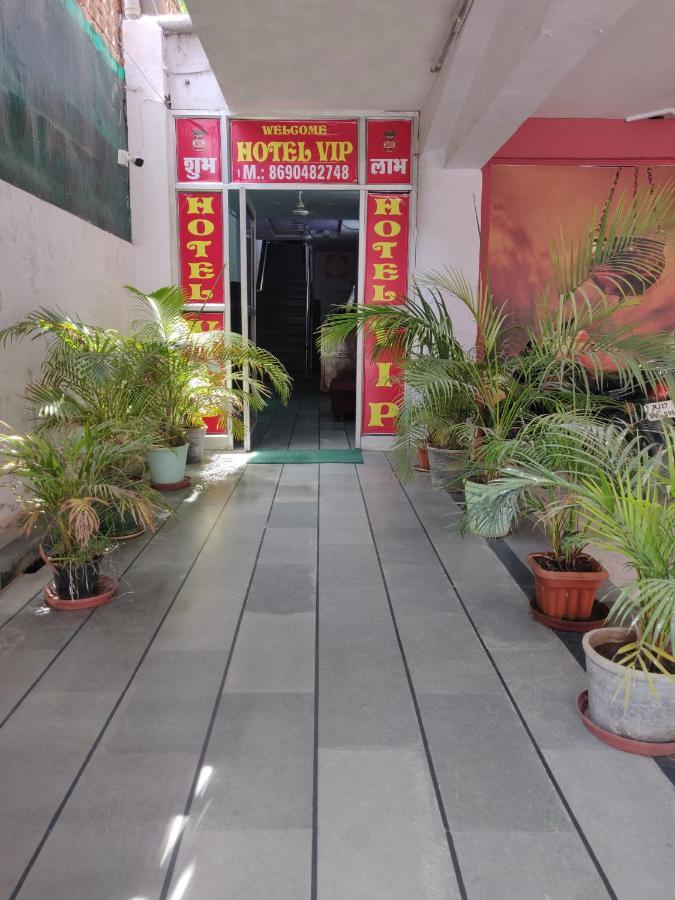 Hotel Vip Udaipur Esterno foto