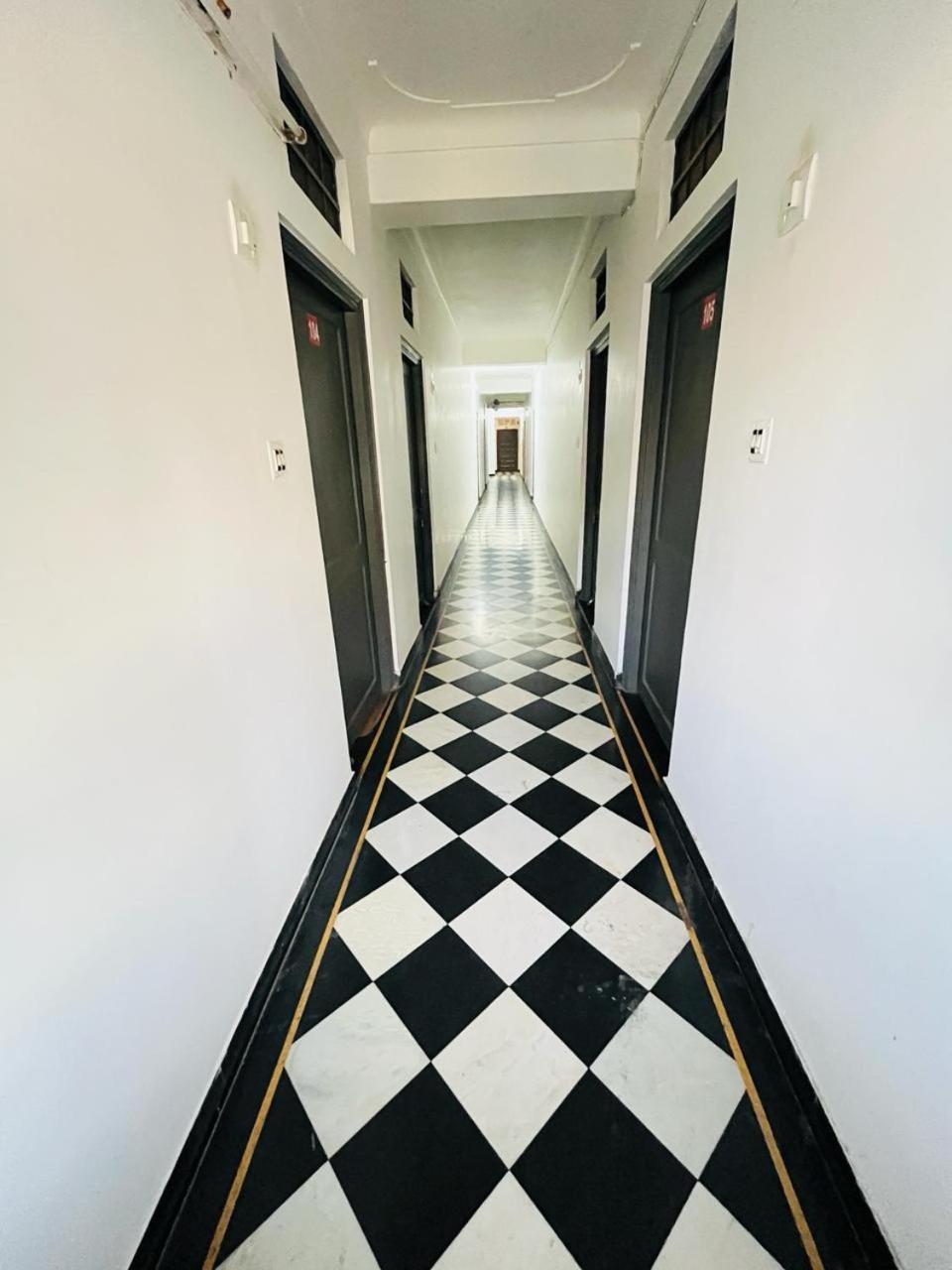Hotel Vip Udaipur Esterno foto
