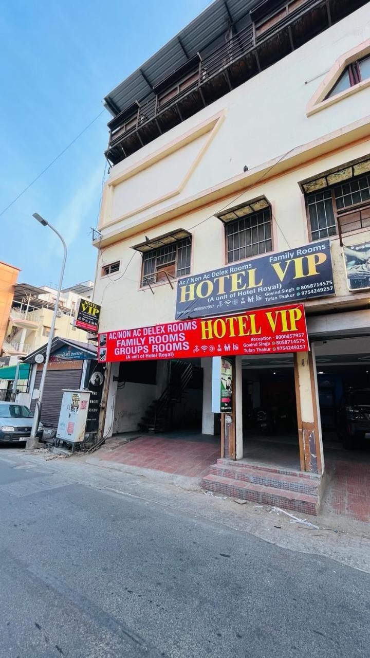 Hotel Vip Udaipur Esterno foto